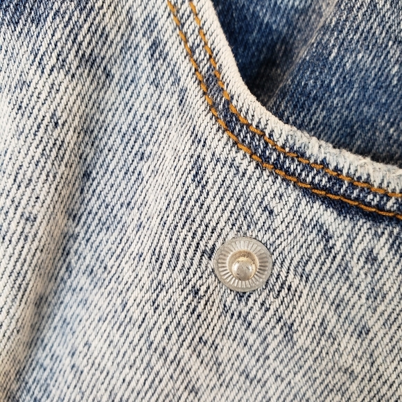 Blanknyc High Rise Exposed Button Fly Cut Off Raw Hem Denim Jean Shorts Sz 30 - Picture 4 of 11